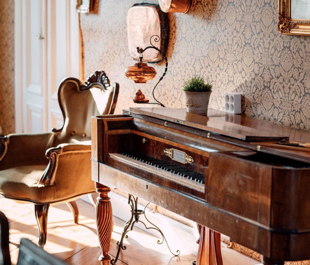 Kellahden kartanon piano