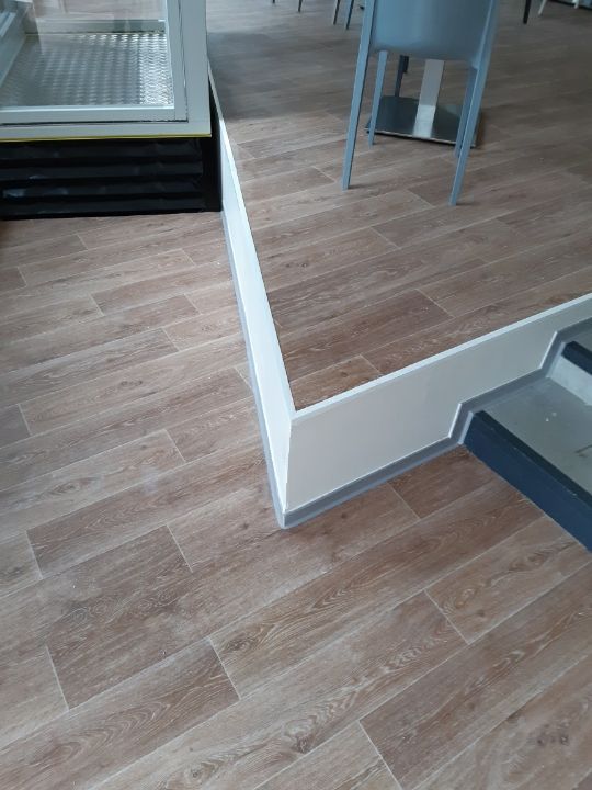 Sol d'un logement à Couiza