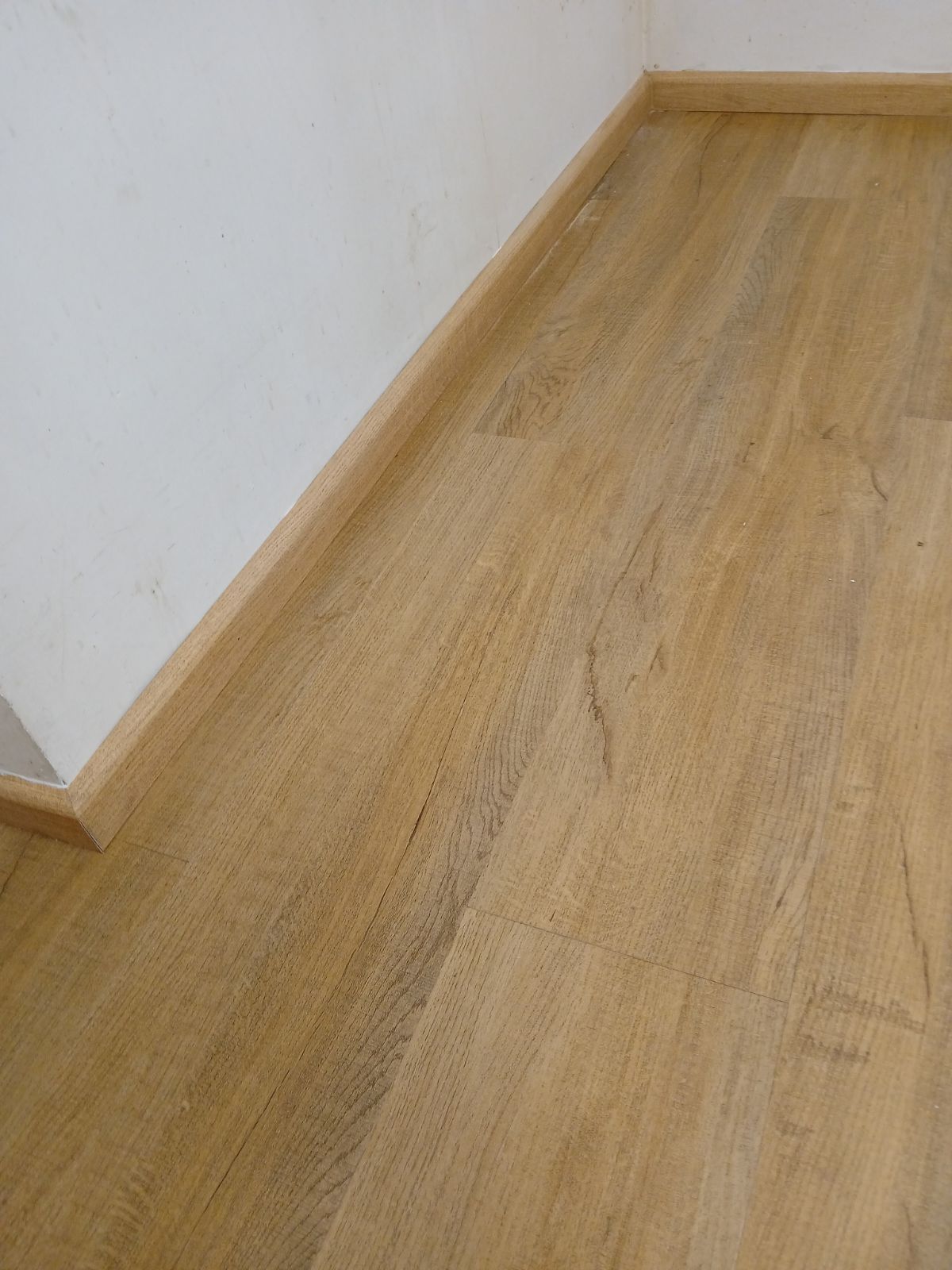 Revêtement de sol à Trèbes