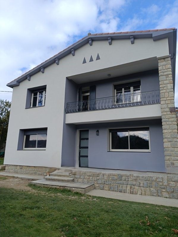 Peinture sur façade pour un projet deux couleurs