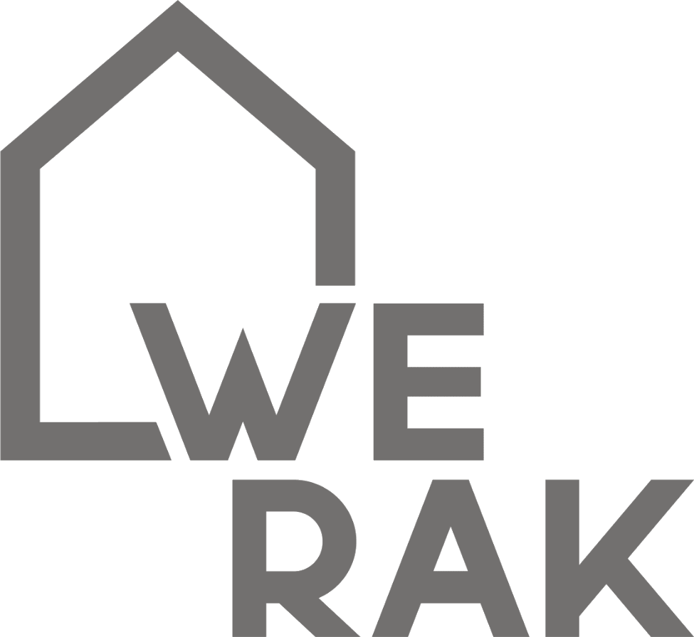 Harmaa logo, jossa on talon ääriviivat ja kirjaimet 