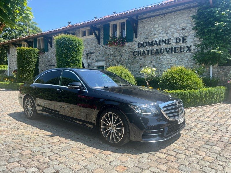 Chauffeurs professionnels à votre service chez Limousine Service V.I.P
