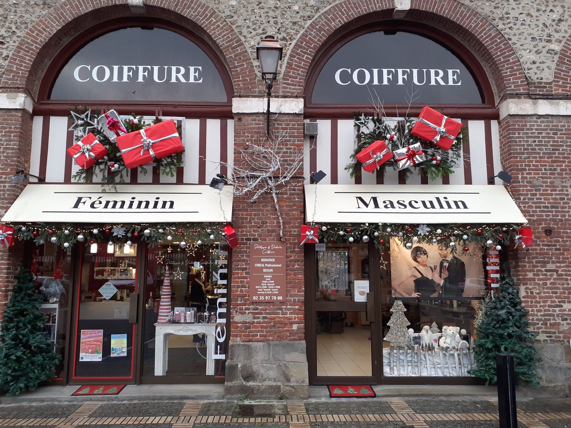 Devanture du salon de coiffure