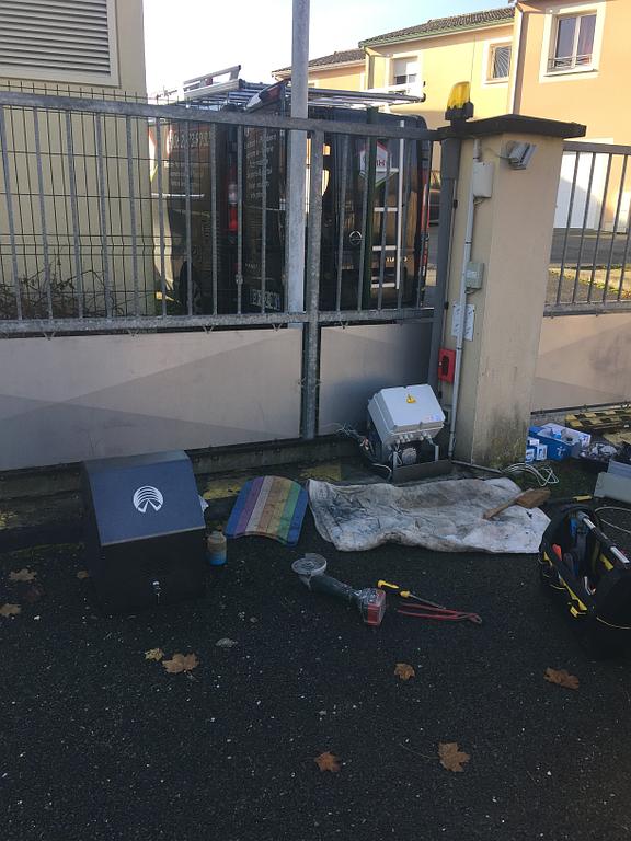 Installation d'un automatisme de portail