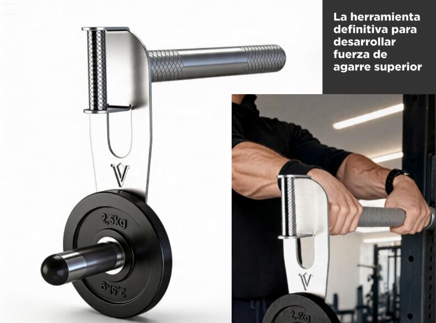 Estantería de madera para gimnasio en casa con coloridas bandas de resistencia, esterillas de yoga, mancuernas y una pelota de baloncesto en una habitación luminosa.