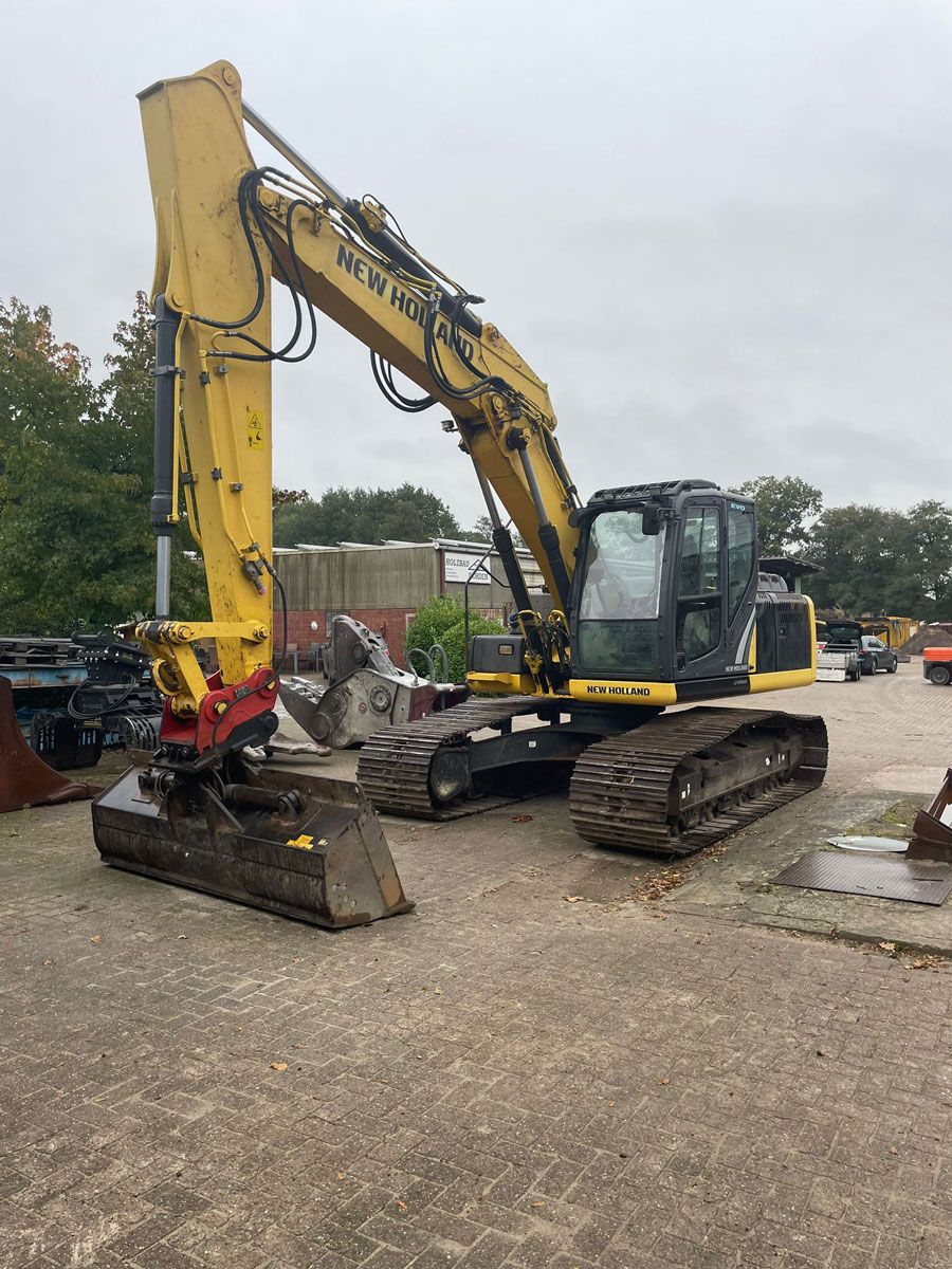 New Holland Raupenbagger E195C