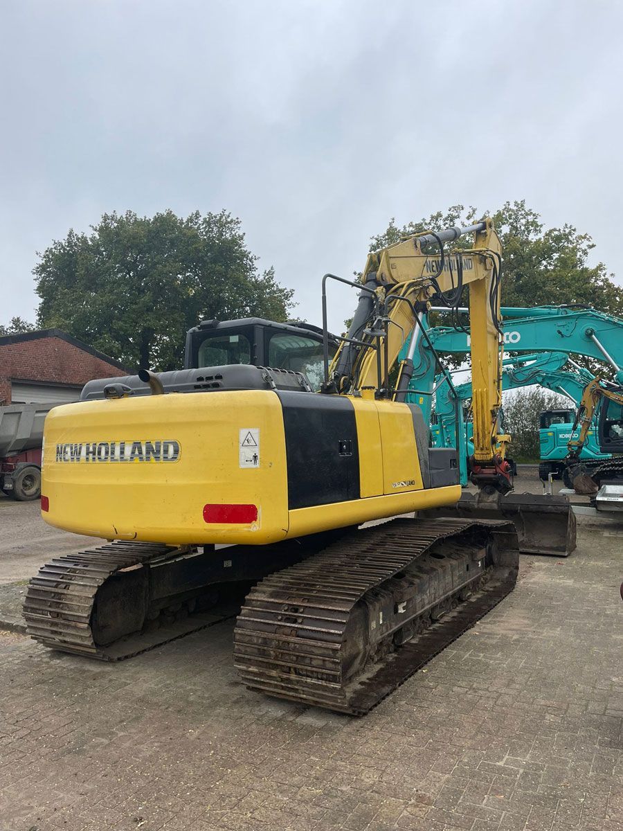 New Holland Raupenbagger E195C