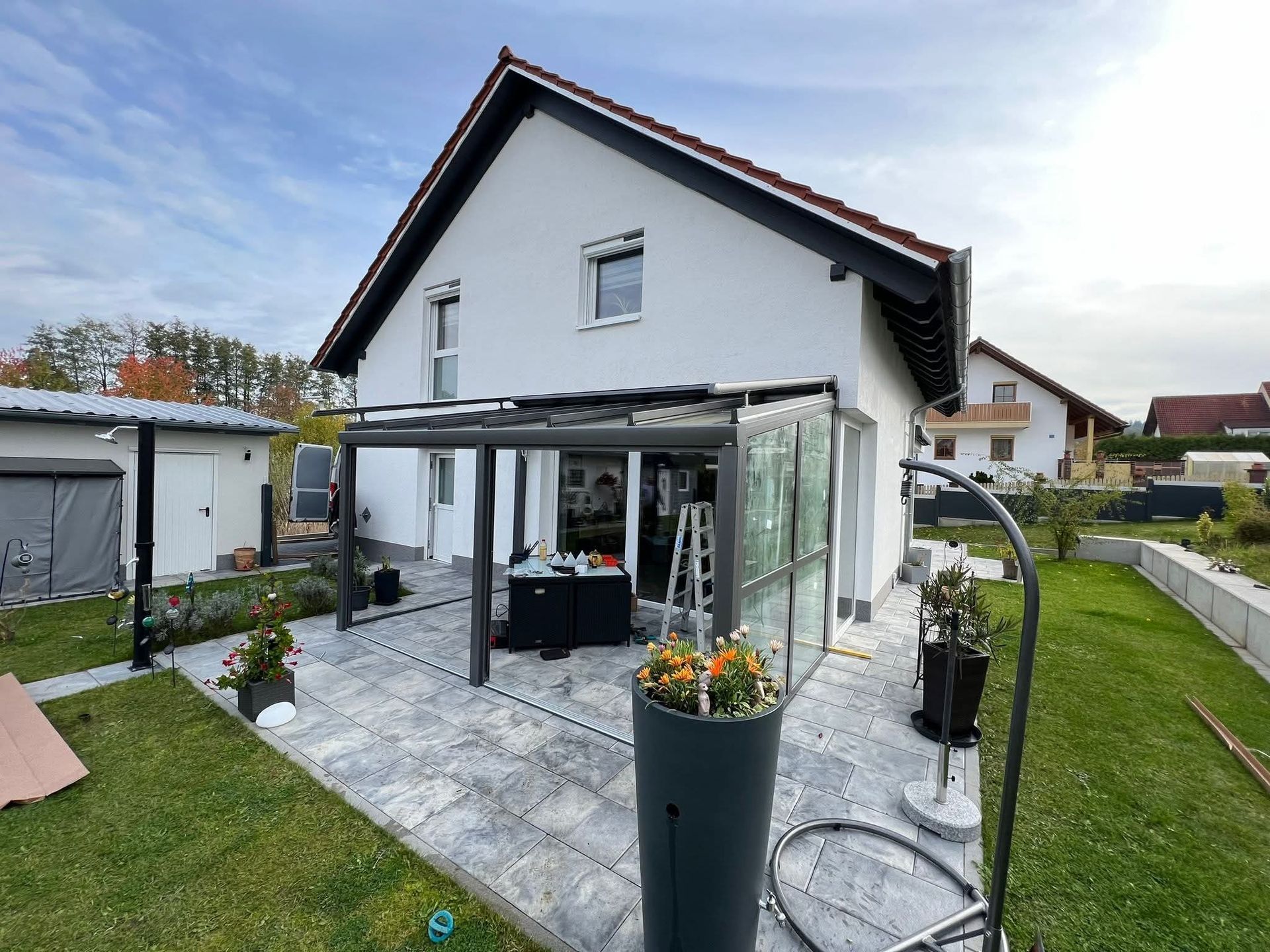 Sonnenschutztechnik auf der Terrasse von Ricardos Montage- und Sonnenschutztechnik