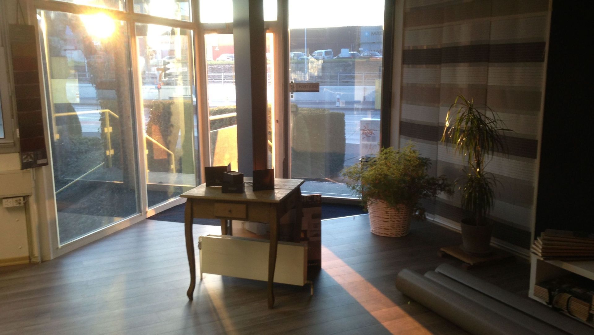 Entrée showroom Rue Antoine - Jolivet 7