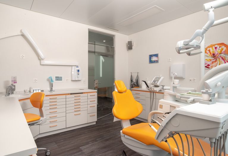 Dres. Cinzia und Alexander Rutar AG