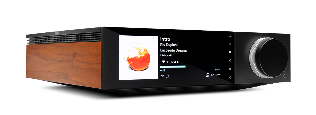 Amplificateur avec revêtement en bois et écran numérique