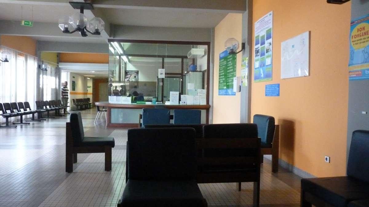 Bureau des entrées de l'hôpital au Carbet