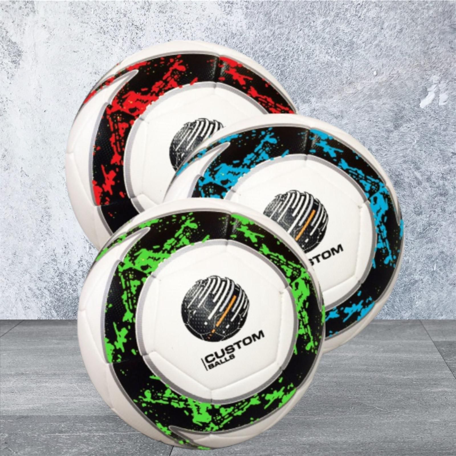 Fußball von Custom Balls in Halle