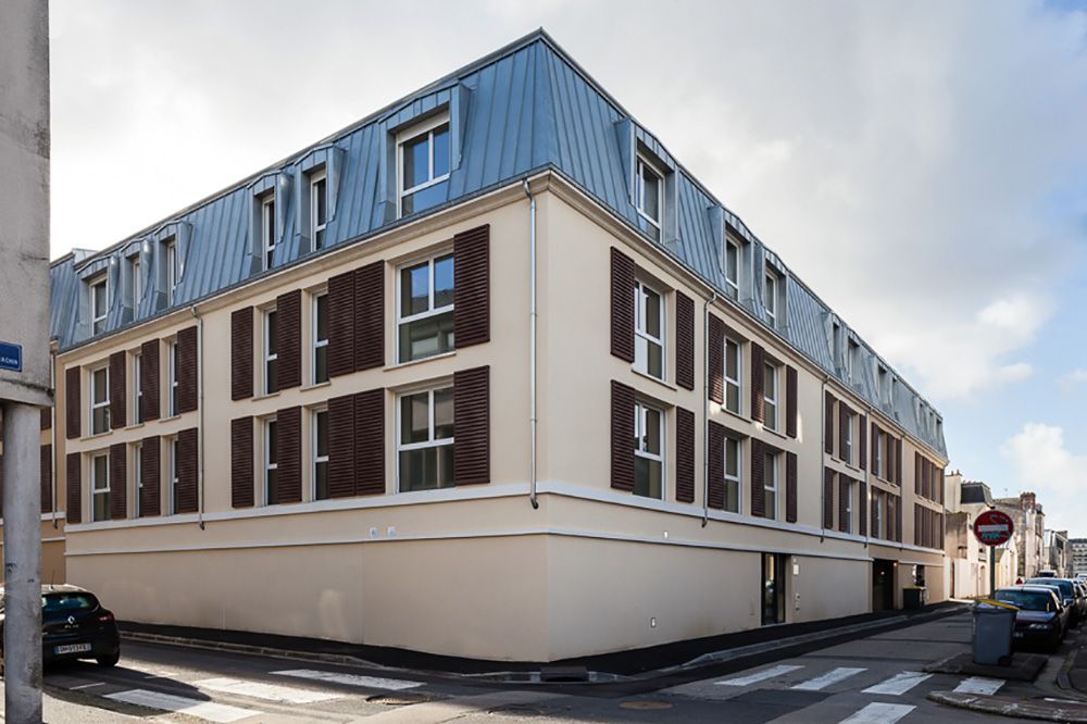 Résidence a l'angle d'une rue