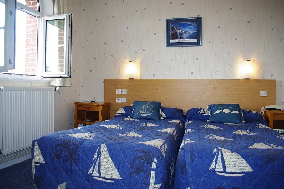 Chambre lits jumeaux près de Dives-sur-Mer