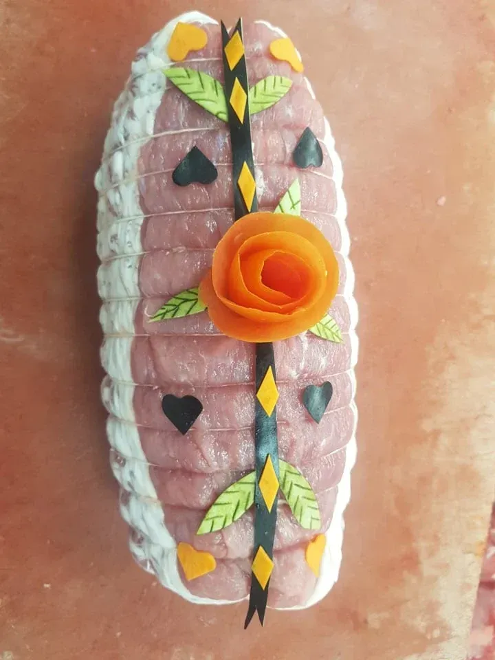 Préparation artisanale charcuterie