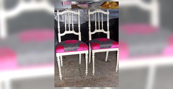 chaises repeintes en blanc tissu camengo
