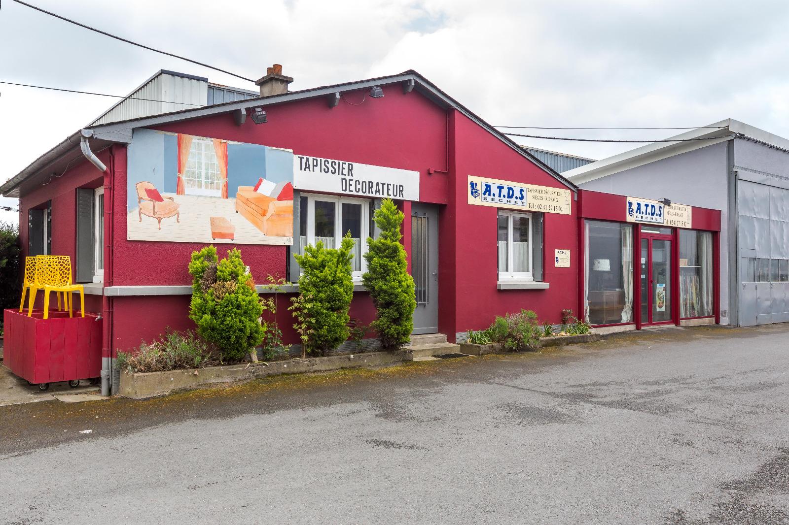 façade de notre magasin au 24 bd gaston Birgé