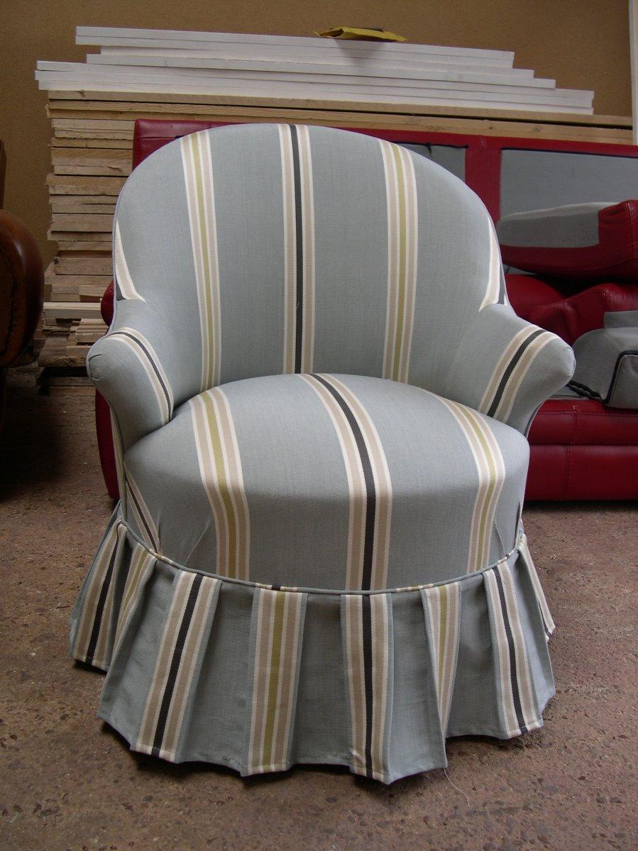 fauteuil crapaud avec jupe tissu Romo