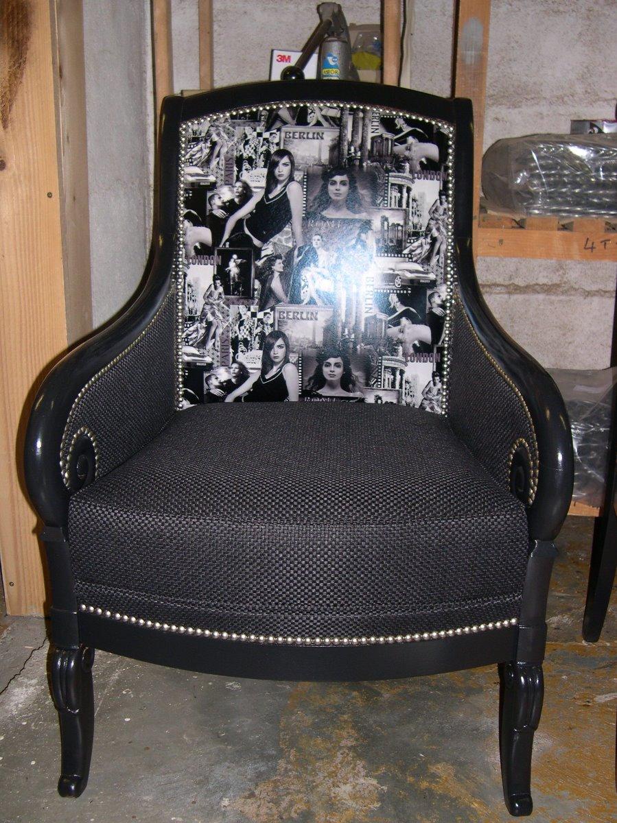 Bergère style Restauration repeinte en noire tissu casal finition clous argentés