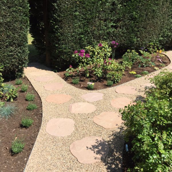 Steinpfad verlegt von Dienstleistungsservice Bellmann