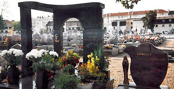 Marbrerie Funéraire Paloise à Pau -  Monuments articles funéraires