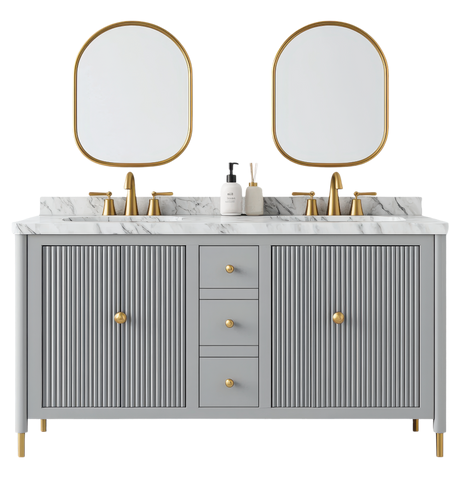 Un meuble-lavabo double avec un plateau en marbre blanc et des armoires grises cannelées.