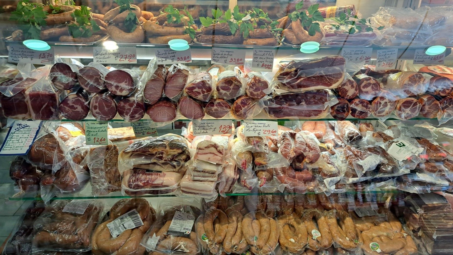 Enchidos na Casa Lourenço no Porto