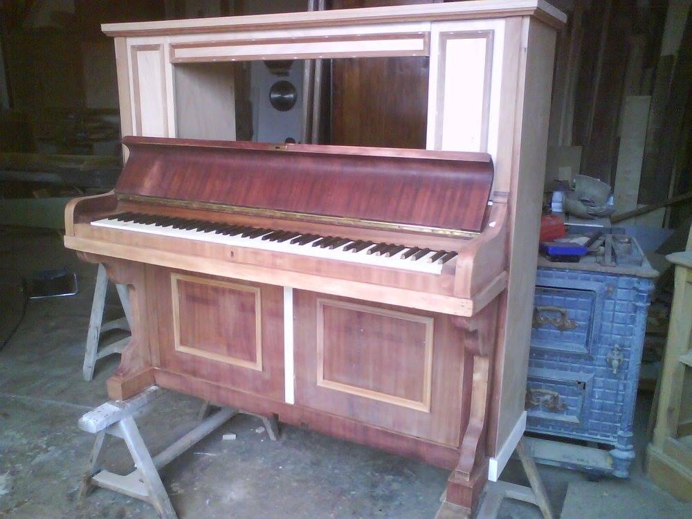 Piano avant restauration à Fontaine-le-Comte
