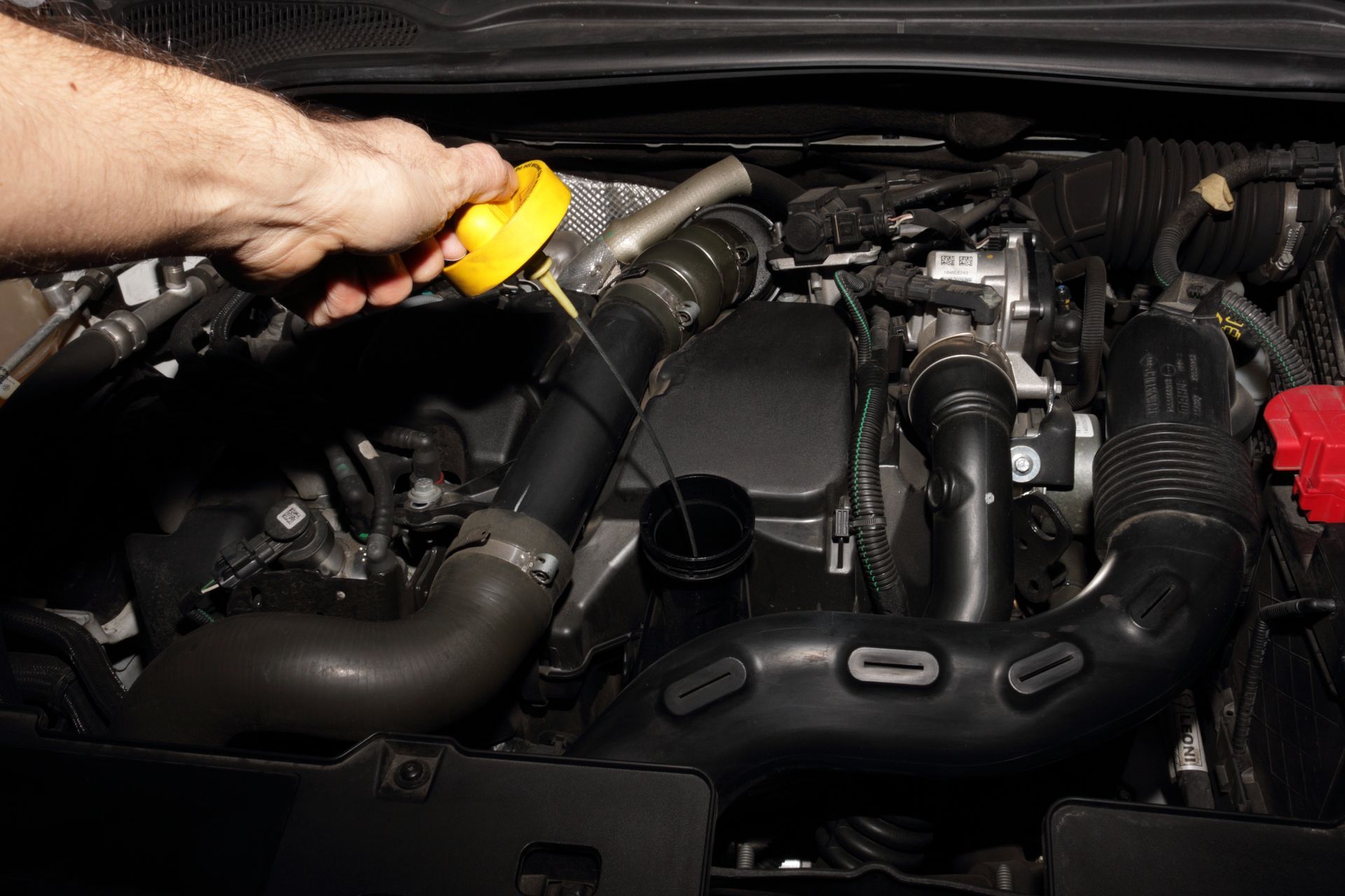 Vérification du niveau de l'huile de moteur