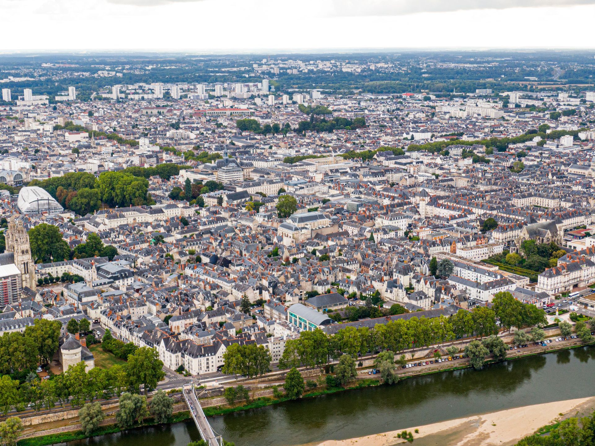 Vue aérienne de la ville de Tours