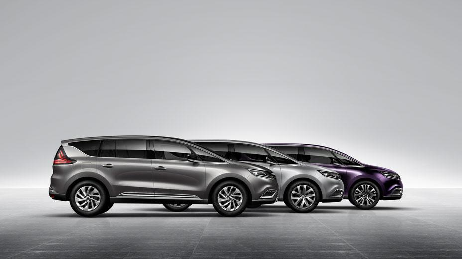 Plusieurs voitures neuves