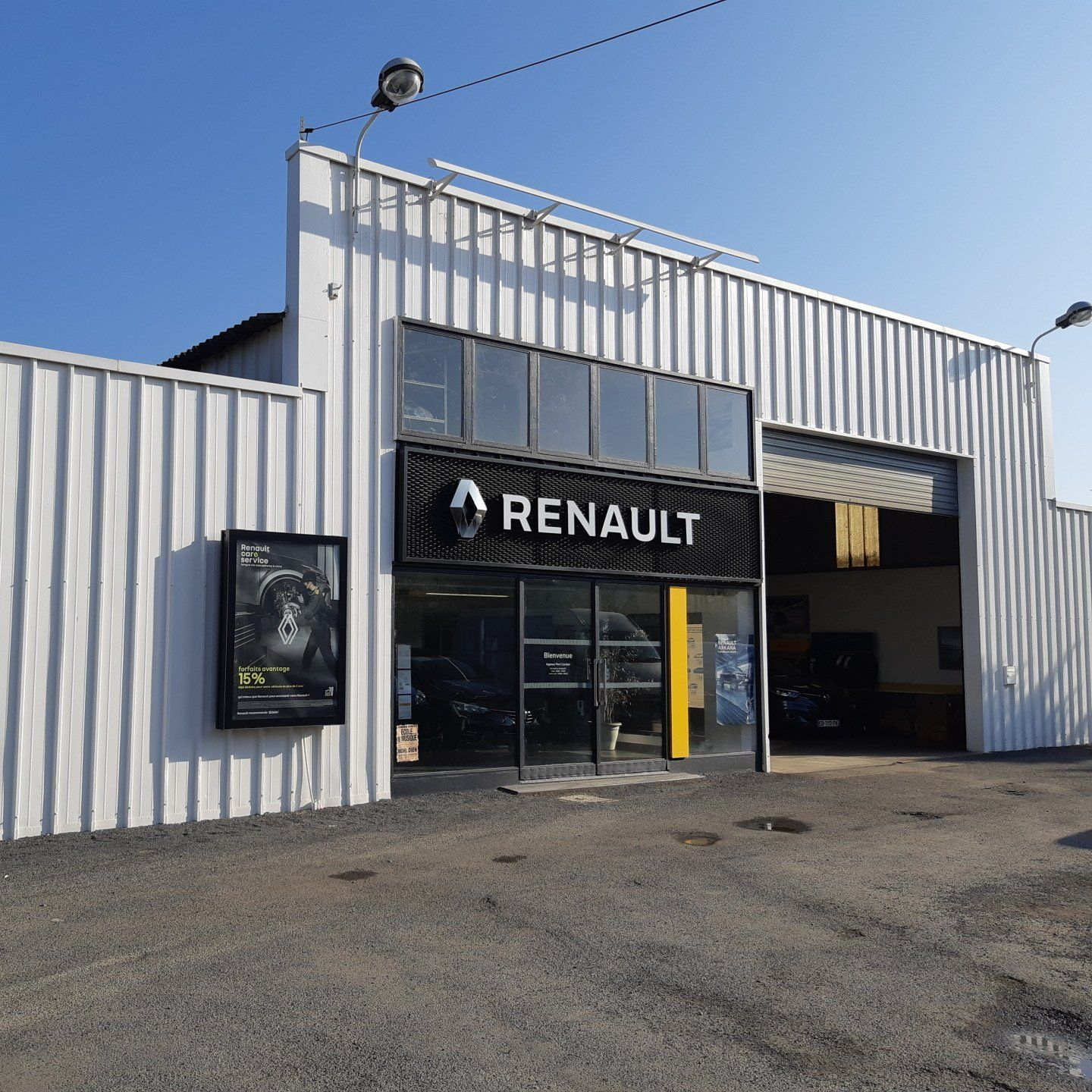 Enseigne du garage Renault