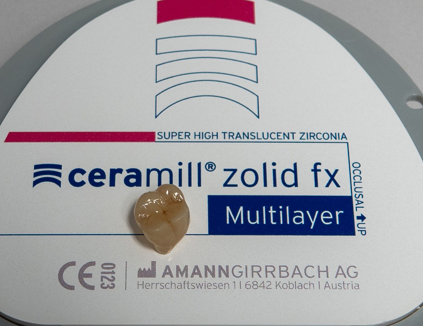 Zähne 6- Hugi Dental