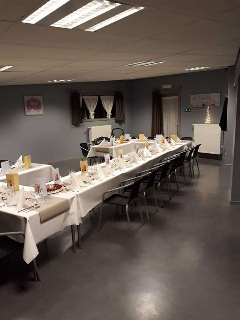 Ontbijten in de feestzaal