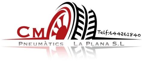 Logotipo de CM Pneum&agrave;tics La Plana SL con un icono de neum&aacute;tico estilizado en rojo y negro