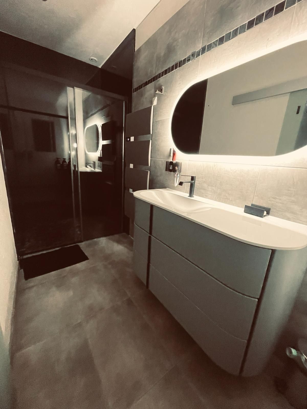 Rénovation de salle de bains pour un projet de mise en location Airbnb