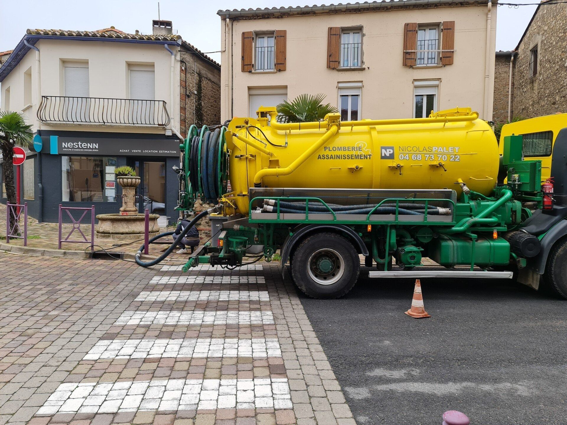 Camion de vidange de Nicola Palet