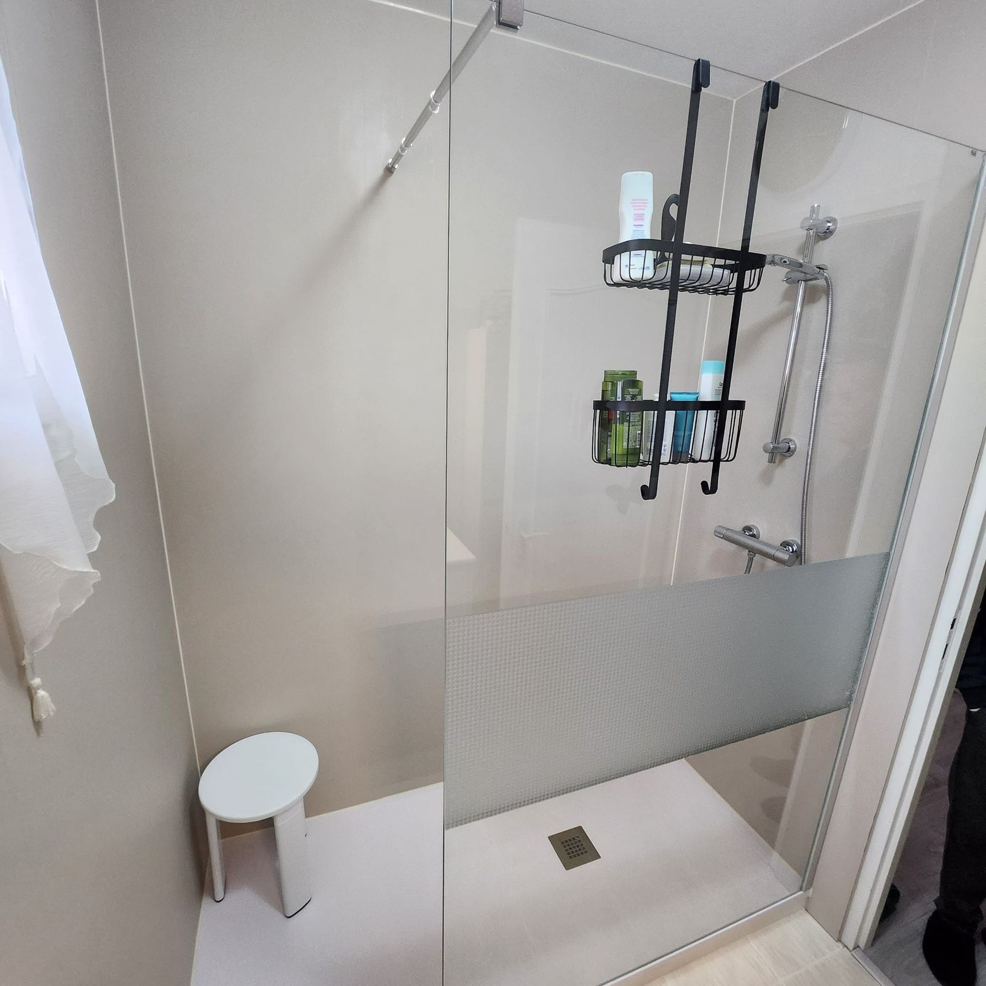 Construction de salle de bains pour une famille de 4 personnes