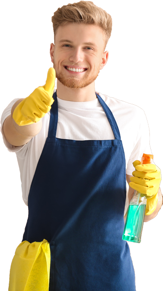 Homme de ménage heureux qui a son pouce en l'air