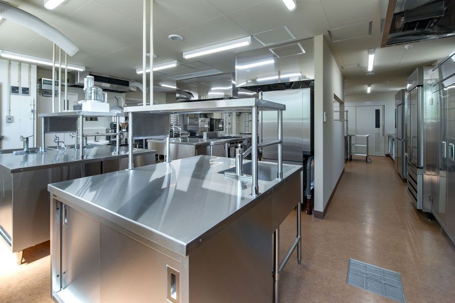 Grande cuisine d'un restaurant