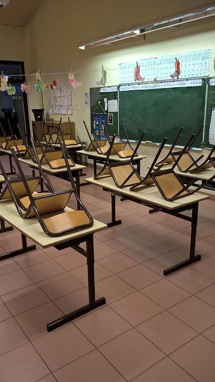 Bureaux à open space propres