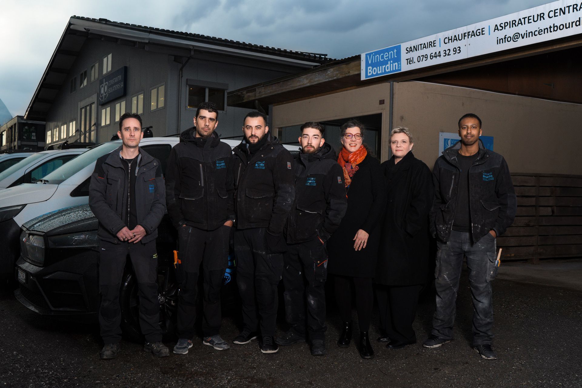 Vincent devant son entreprise | Vincent Bourdin Sàrl