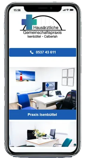 Ein Mobiltelefon, auf dem die Website einer Arztpraxis angezeigt wird.