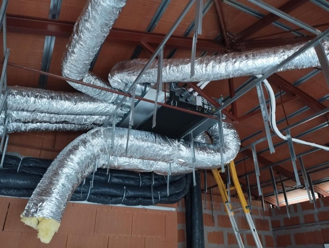 Climatisation gainable avec tuyaux installés