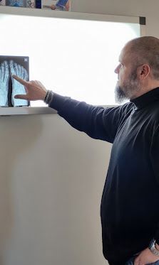 ΠΟΛΙΤΗΣ ΤΙΜΟΛΕΩΝ - ΕΙΔΙΚΟΣ ΟΡΘΟΠΑΙΔΙΚΟΣ ΧΕΙΡΟΥΡΓΟΣ