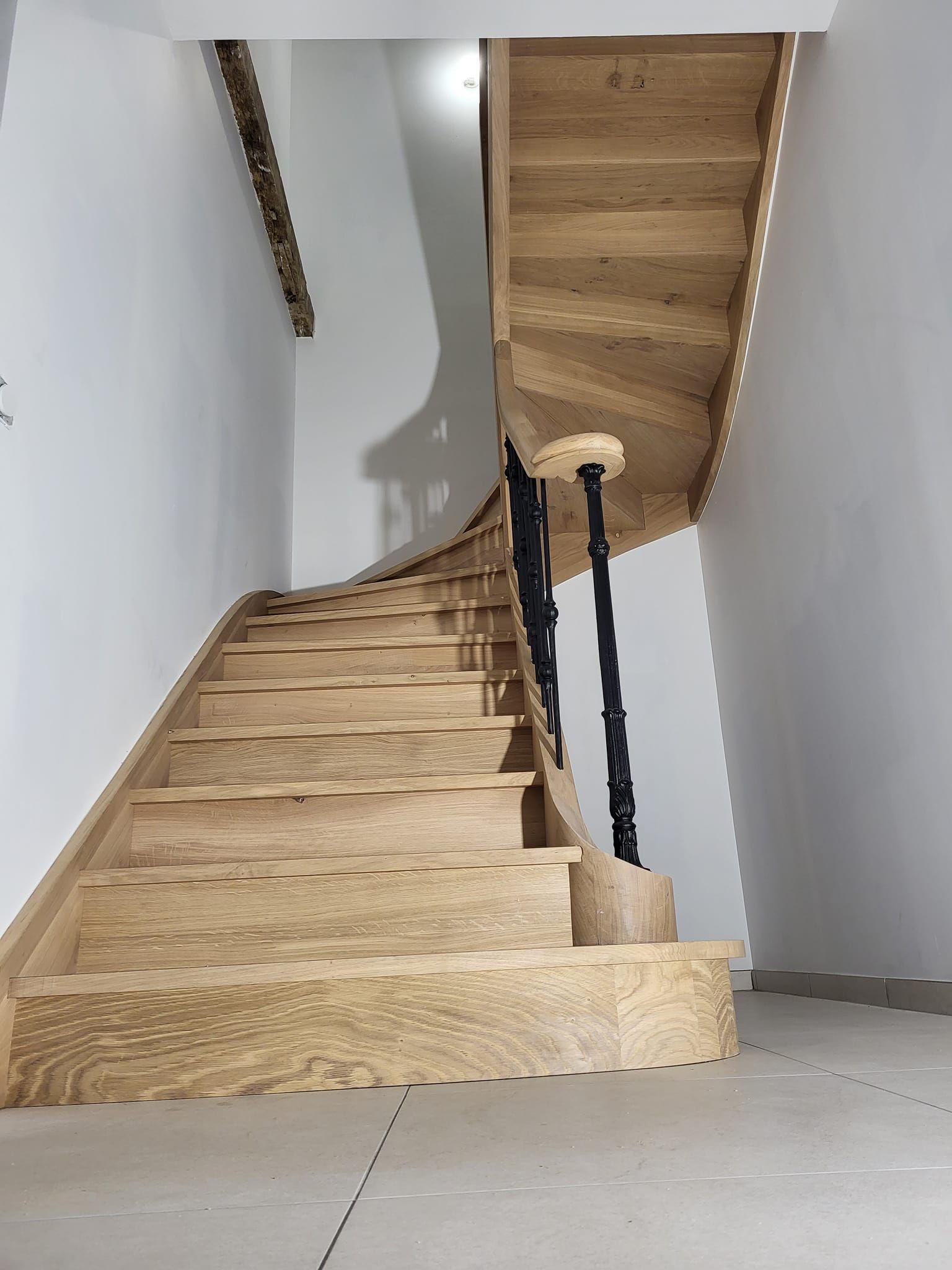 Escalier en colimaçon en bois 