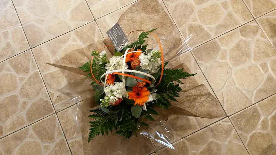 Bouquet de fleurs oranges