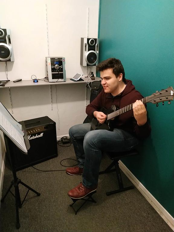 Cours de guitare adulte