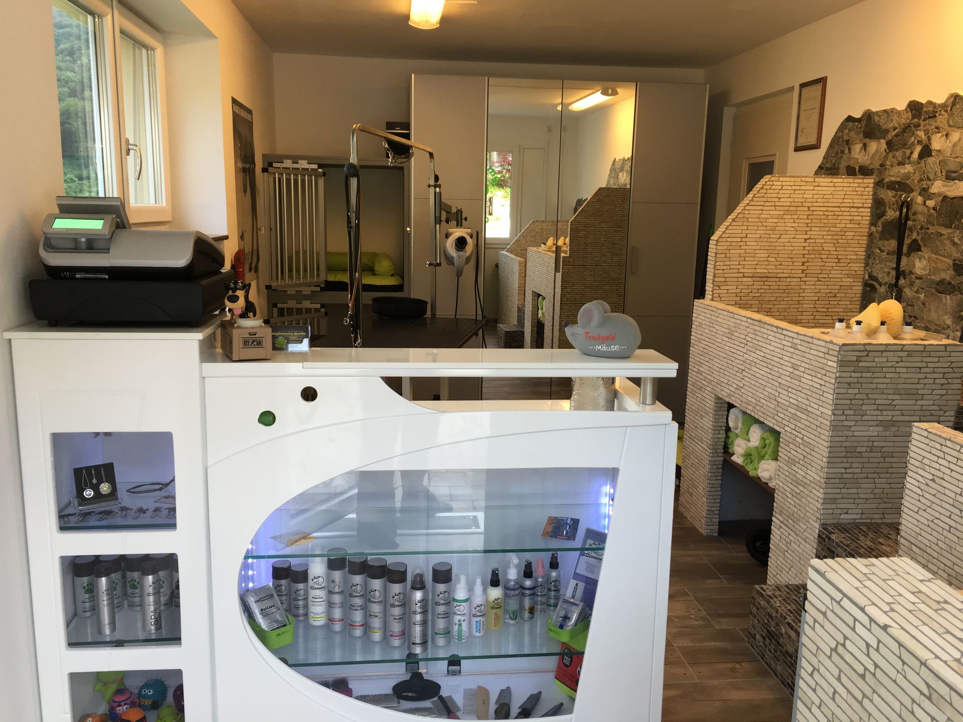 Hundesalon Eingang - DogGrooming Djambo